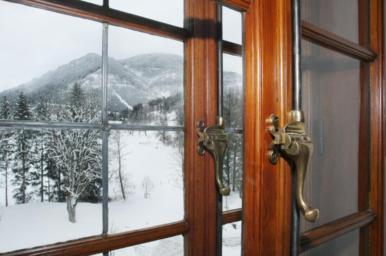 Schlossresidenz Fischhorn 푸슈안데르글로크네르스트라세 외부 사진